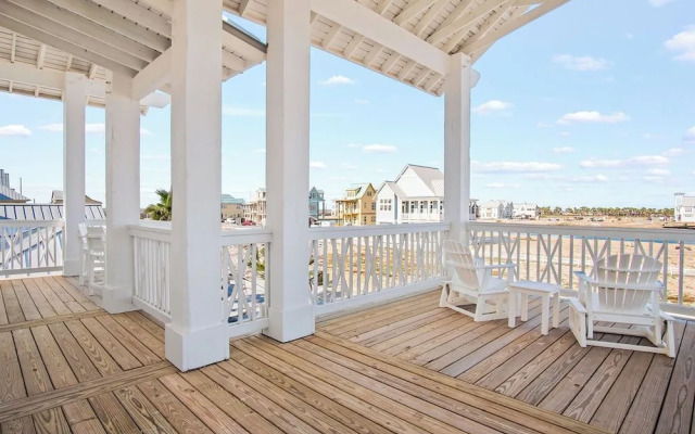 Salty Beaches 226 BAR