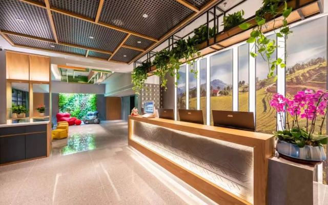 Qiuguo Hotel Shenzhen Futian Huangang Port