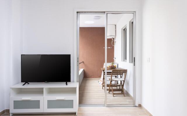 Home2Book Charming Apartment Santa Cruz, Wifi