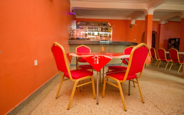 Vienna Golden Hotel