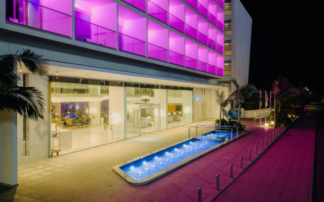 Tasia Maris Seasons Hotel - Adults Only
