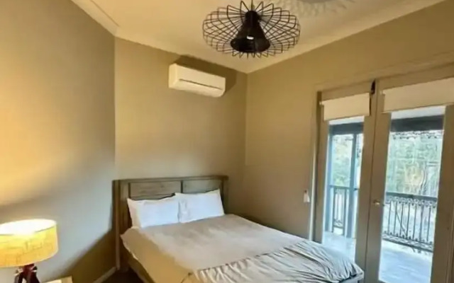 Hampton Halfway Hotel Motel