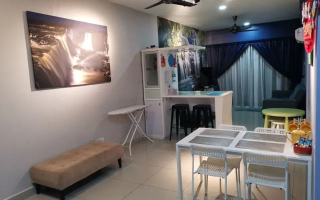 Ipoh Central Homestay at Majestic