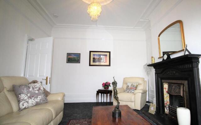 Large Period Property - Beautifully Refurbished