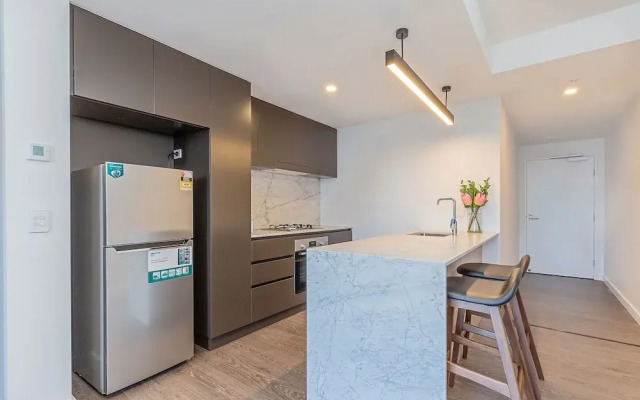 KOZYGURU BRISBANE ONE 1Bed APT Parking
