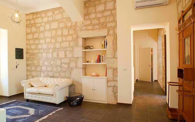 Charming Part of Traditional 'baglio' With Pool and Strategic Location