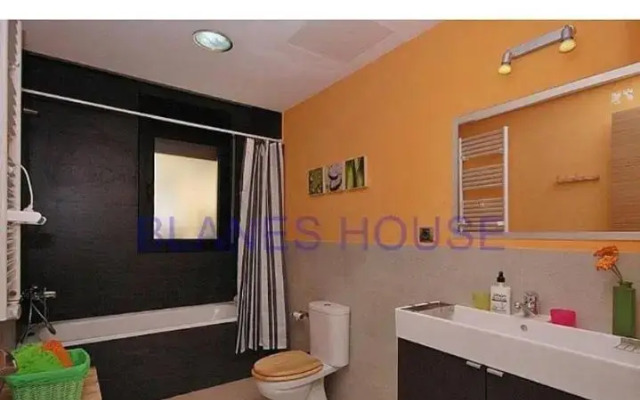 Private Villa. Near of the Beach