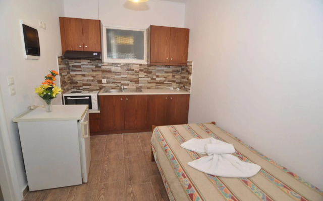 HOLLYWOOD Suites