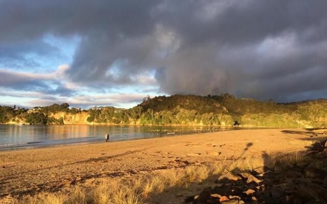 Waterfront Apartments Whitianga