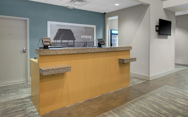 Hampton Inn & Suites Sarasota/Bradenton-Airport, FL