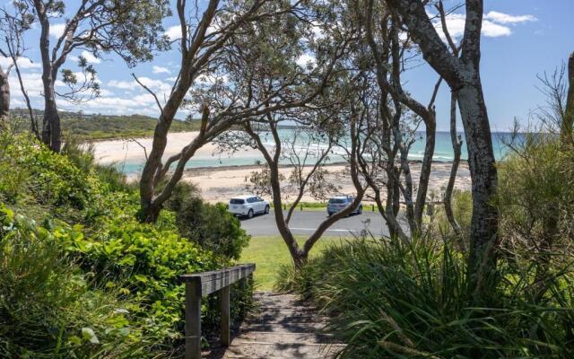 Seaside Beach House 25 Seaside Pde