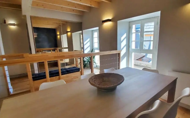 L'HIVERNET, grand Triplex neuf au cœur d'Embrun accès facile