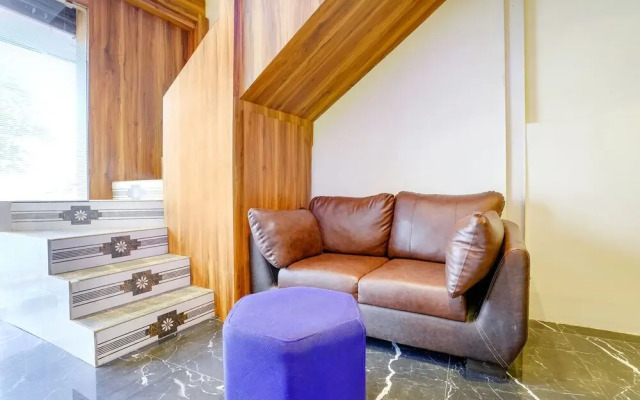 FabExpress Emirates Suits