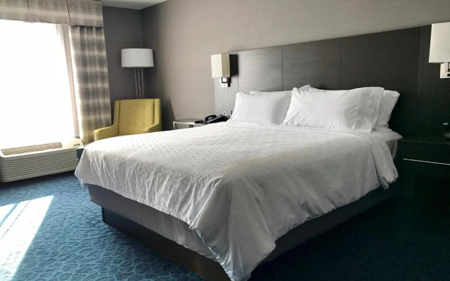 Holiday Inn Express & Suites Sidney by IHG