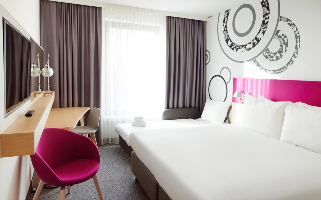 Holiday Inn Warsaw City Centre - Image 3
