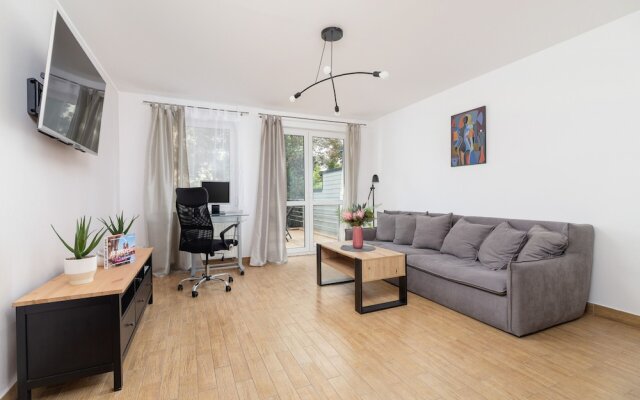 Apartment Krakow Raciborska by Renters