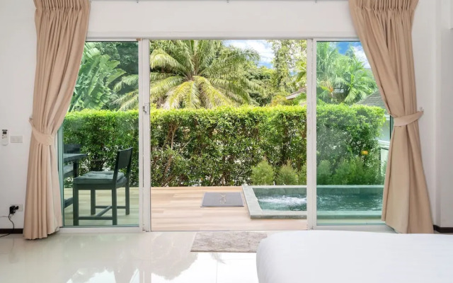 NaiHarn Private Oxavia Garden Bungalows