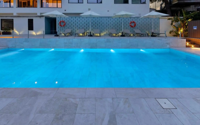 Nuria Hotel