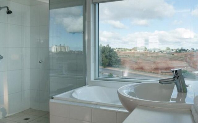 Wallaroo Marina Apartments