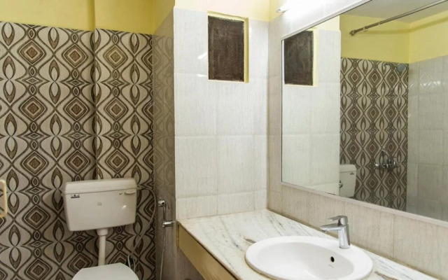 Gautam Hotel