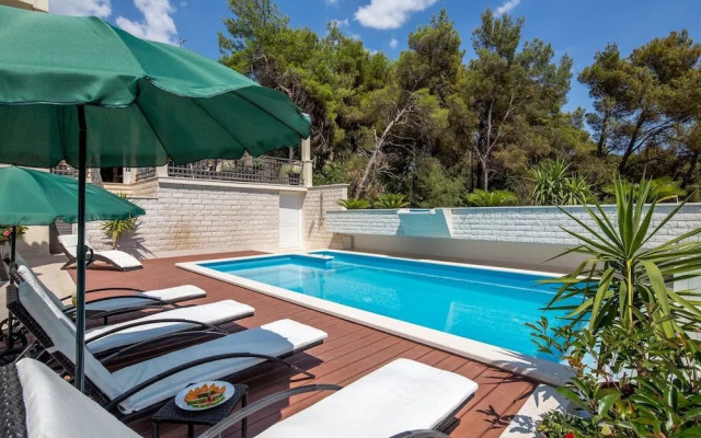 Villa Fani - Apartments and Rooms