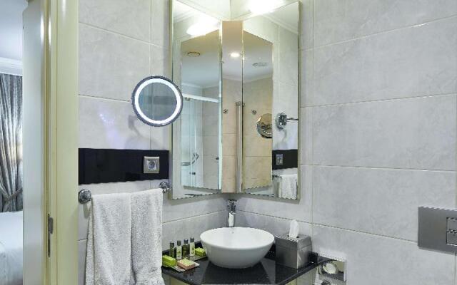 Double Tree By Hilton Izmir Alsancak