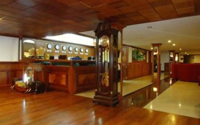 Wei Si Deng Hotel and Restaurant