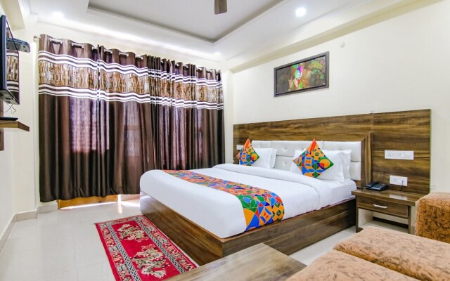 Fabhotel The Eden
