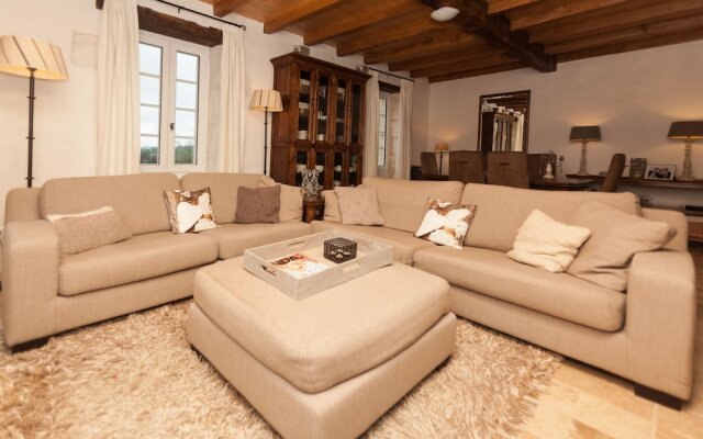 Le Prunier - in a Rural Location