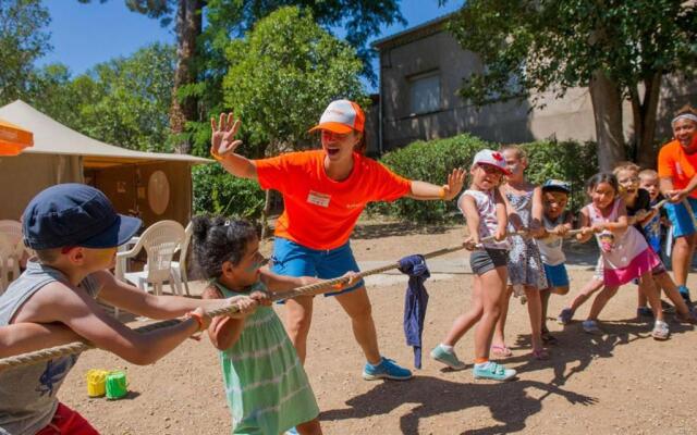 Mobilhome Climatisé 3ch 6p Dans Parc Des 7 Fonts