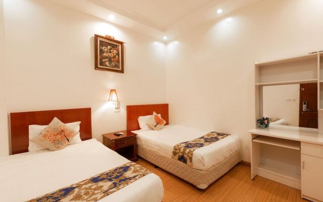 OYO 1114 Lucky Hotel