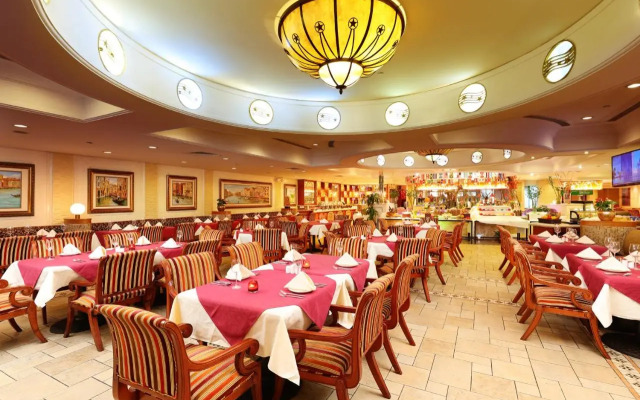 Regal Palace Hotel 5 Star