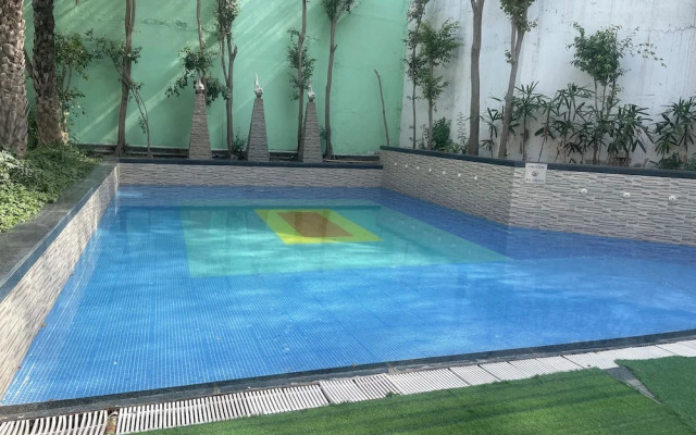 V Retreat Gurgaon