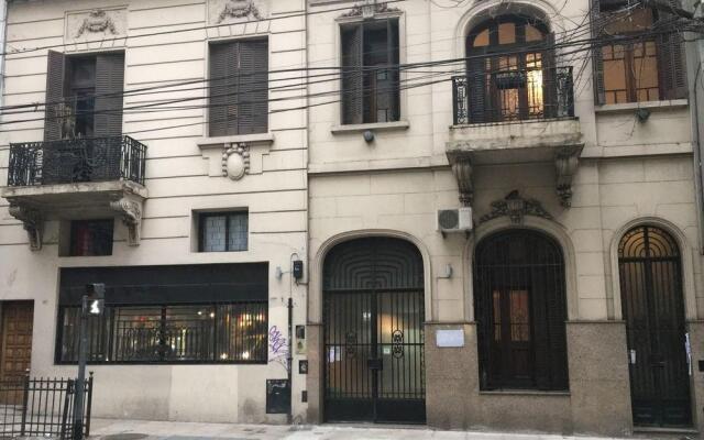 Petit Recoleta Hostel