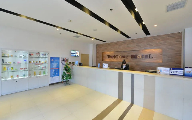 Motel 168 (Beijing Lishuiqiao Metro Station)