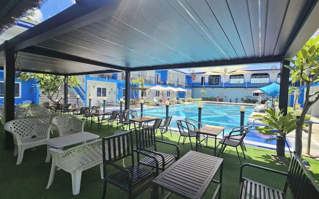 Casa Blu Hotel & Resort