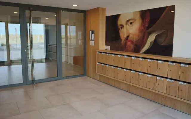 Nieuwpoort Stay w/ Beach Access