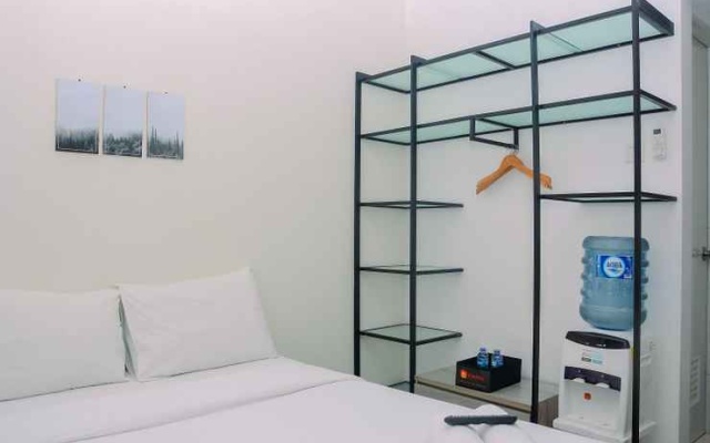 Stylish and Best Apartment Studio Unit Springlake Summarecon By Travelio – Guest Rooms – Bekasi