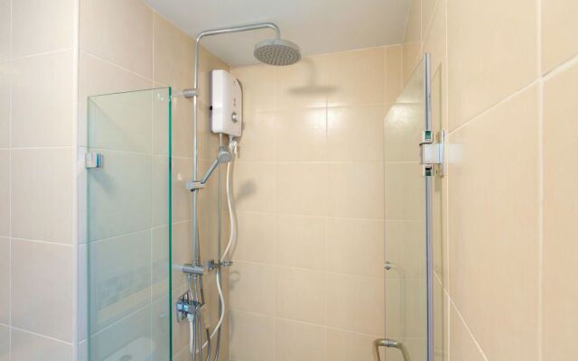 Baan KiangFah SeaView Condominium