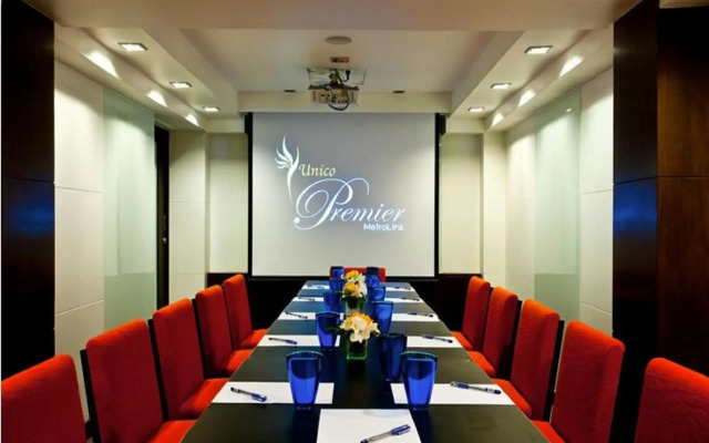 FX Hotel Metrolink Makkasan