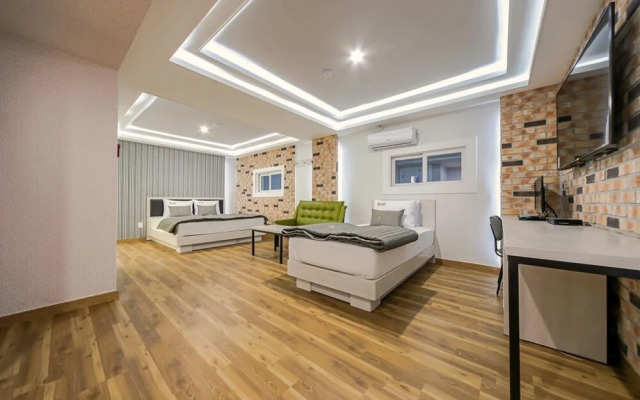 Daegu Gyeongbuk University Sweet Hotel