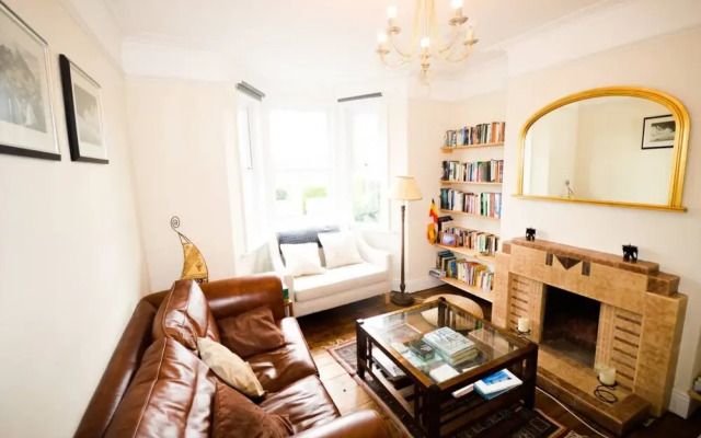Lovely Home In Bath Close To Oldfield Station