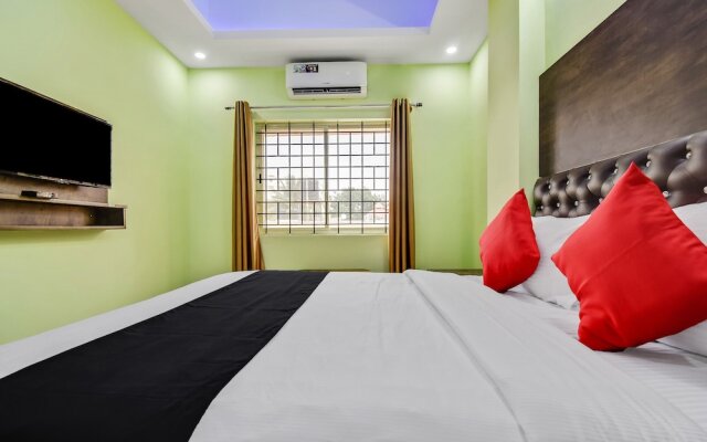 Capital O 49358 Blue Meridian Inn