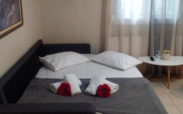 Apartment near the sea, Volos