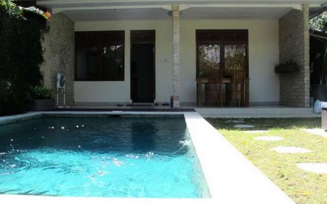 Bodat Villa - Legian