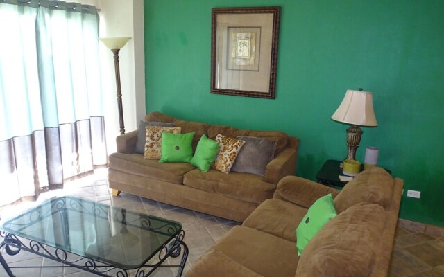 Bonita 405 - 2 Br Condo