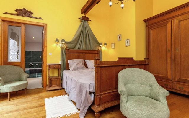 Wonderful Holiday Home in Saint-hubert With Sauna