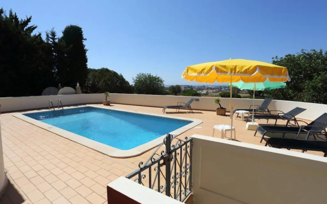 2 Br Condo Near Beach Sleeps 5 - Ava 1125