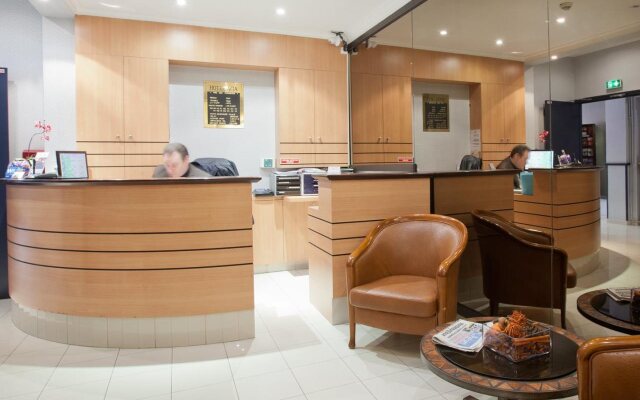 Avia Saphir Montparnasse