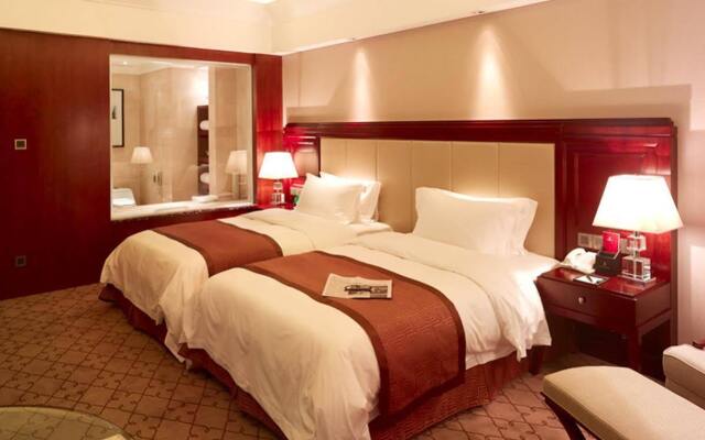 Optics Valley Kingdom Plaza Hotel